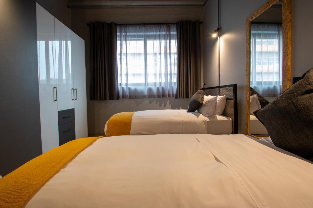 Lilian Lofts Hotel & Spa Йоханнесбург Экстерьер фото